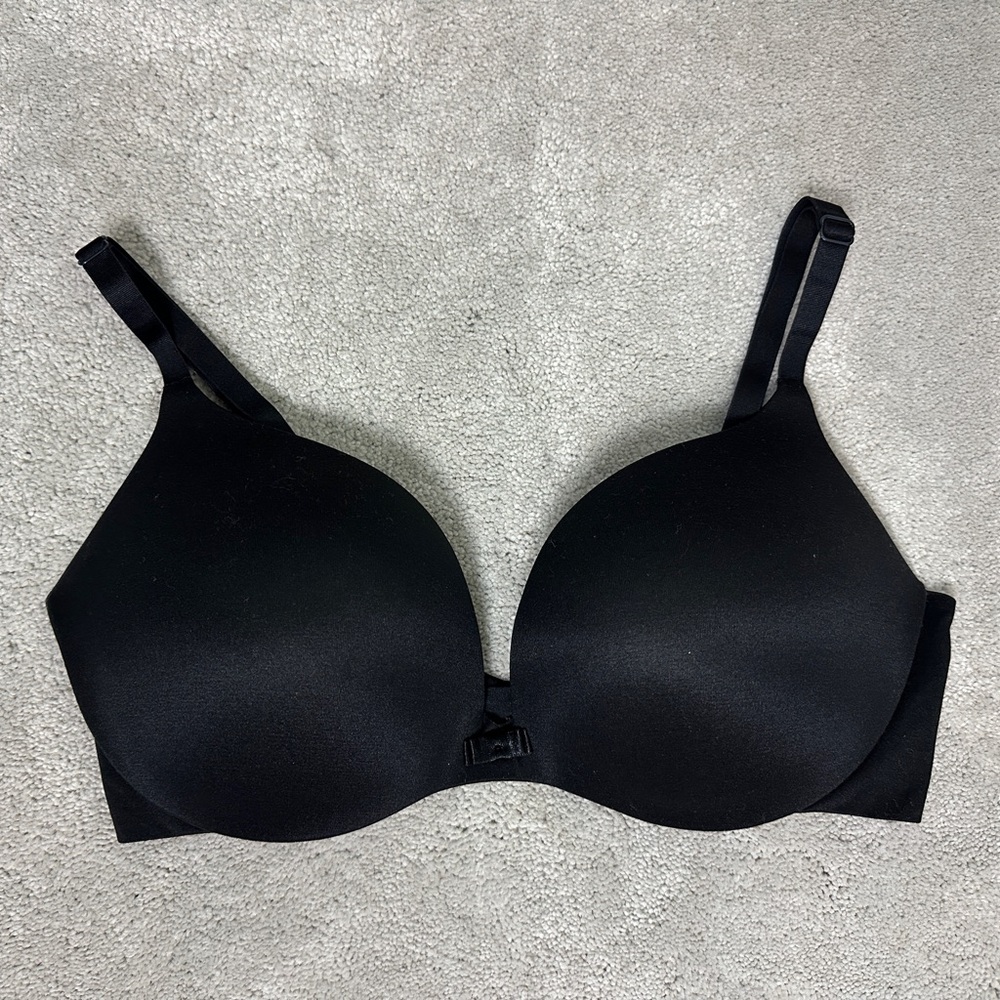 VICTORIA’S SECRET INCREDIBLE PLUNGE PUSH-UP BRA DISCONTINUED RARE SZ 36D BLACK